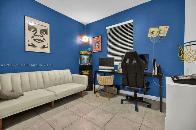 122 NE 27th Ave, Homestead, FL 33033