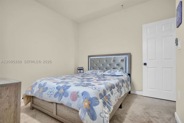 122 NE 27th Ave, Homestead, FL 33033