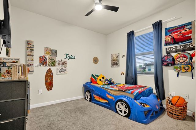 122 NE 27th Ave, Homestead, FL 33033