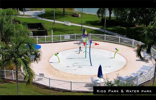 122 NE 27th Ave, Homestead, FL 33033