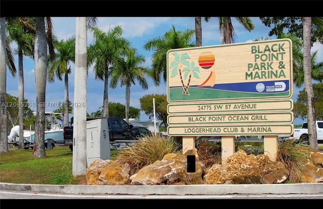 122 NE 27th Ave, Homestead, FL 33033