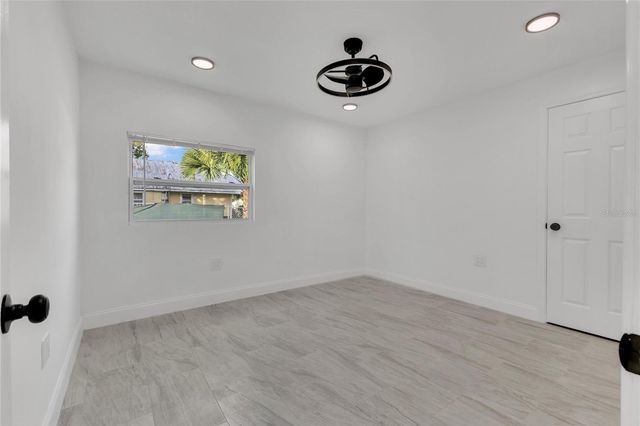 1121 ILLINOIS AVENUE, St Cloud, FL 34769