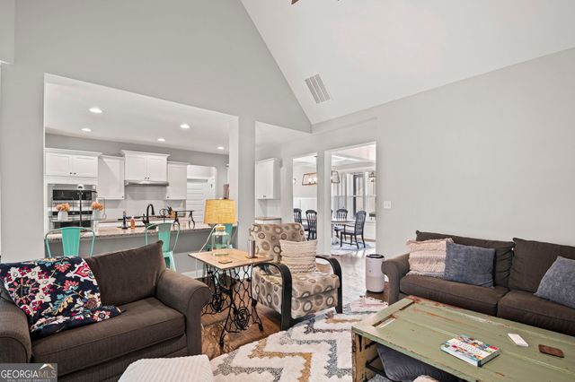 150 Duck Drive, Senoia, GA 30276