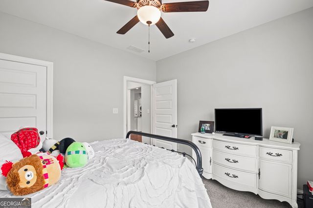 150 Duck Drive, Senoia, GA 30276