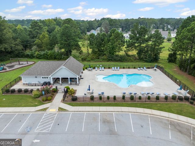 150 Duck Drive, Senoia, GA 30276