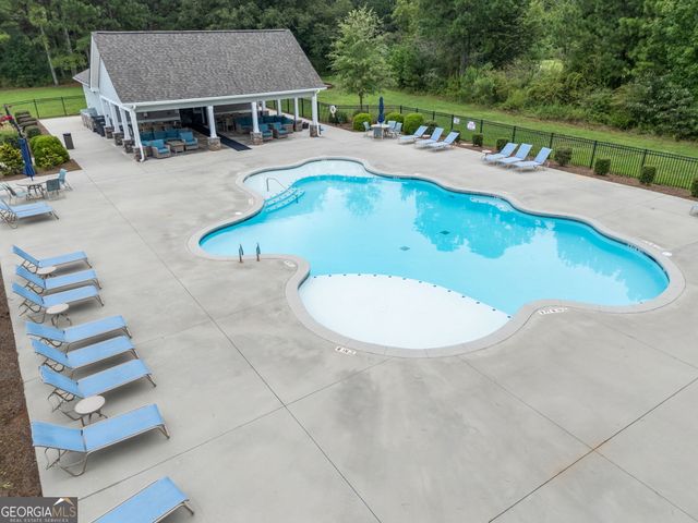 150 Duck Drive, Senoia, GA 30276