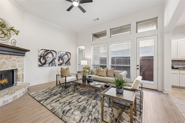 416 King Galloway Drive, Lewisville, TX 75056