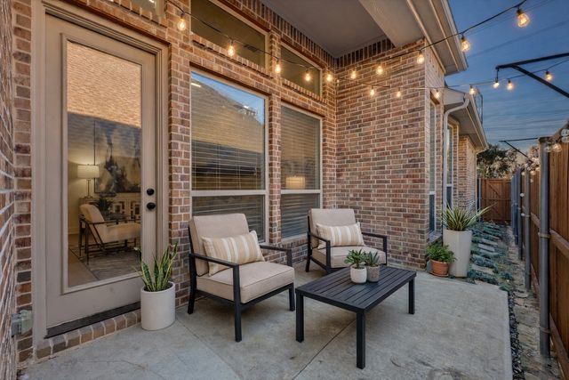 416 King Galloway Drive, Lewisville, TX 75056