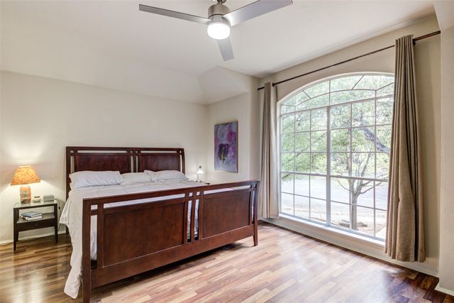 8904 W Hove LOOP, Austin, TX 78749