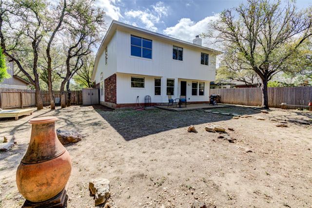 8904 W Hove LOOP, Austin, TX 78749