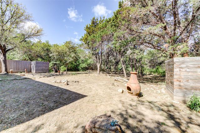 8904 W Hove LOOP, Austin, TX 78749