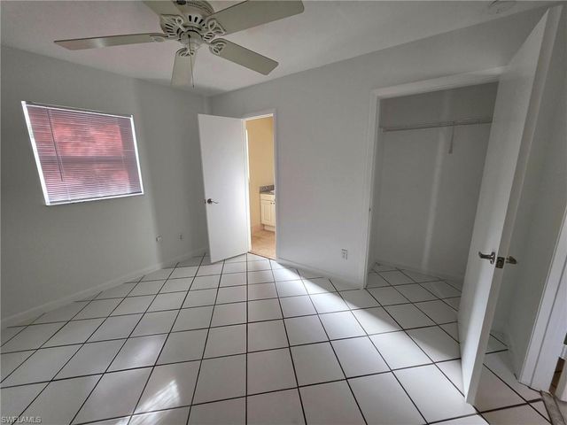 1294 Highlands DR, Naples, FL 34103