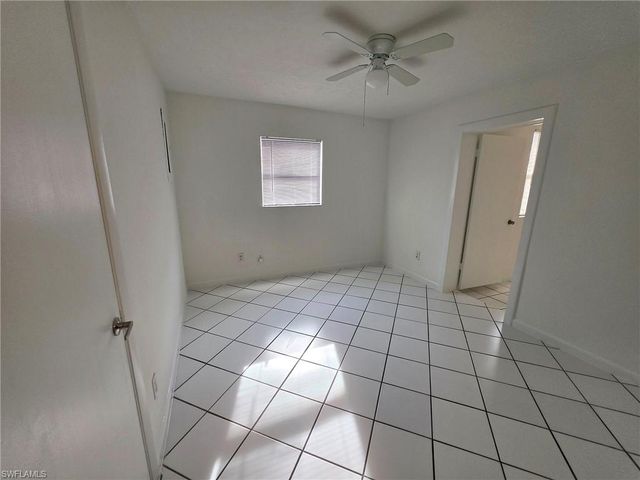 1294 Highlands DR, Naples, FL 34103