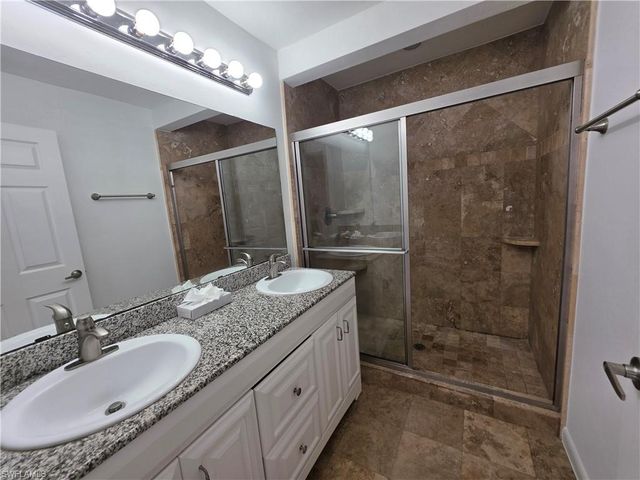 1294 Highlands DR, Naples, FL 34103