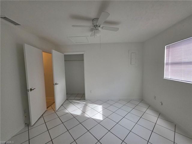 1294 Highlands DR, Naples, FL 34103