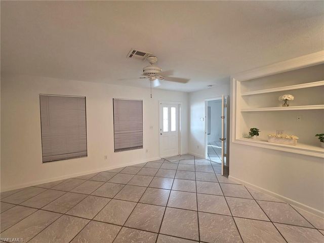 1294 Highlands DR, Naples, FL 34103