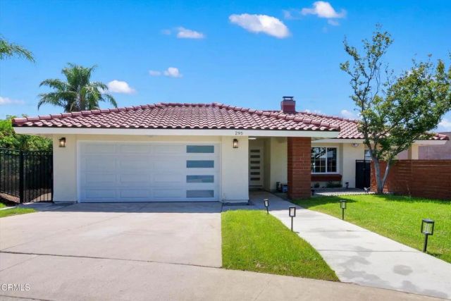 295 E Blue Mountain Way, Claremont, CA 91711