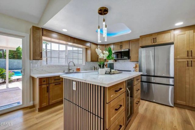 295 E Blue Mountain Way, Claremont, CA 91711