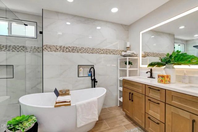 295 E Blue Mountain Way, Claremont, CA 91711