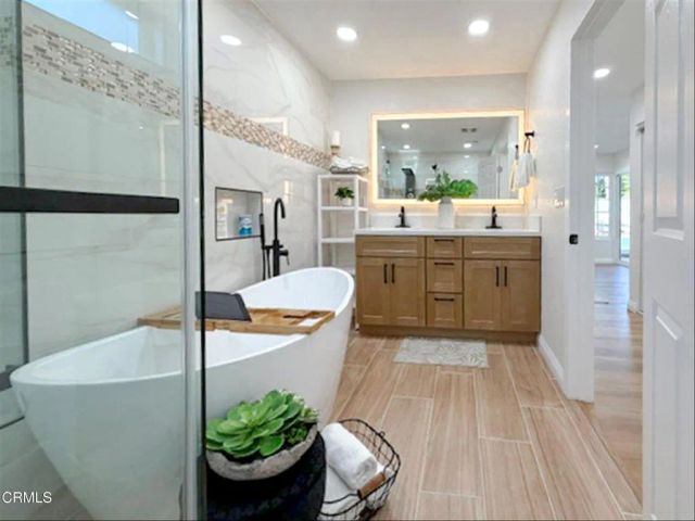 295 E Blue Mountain Way, Claremont, CA 91711