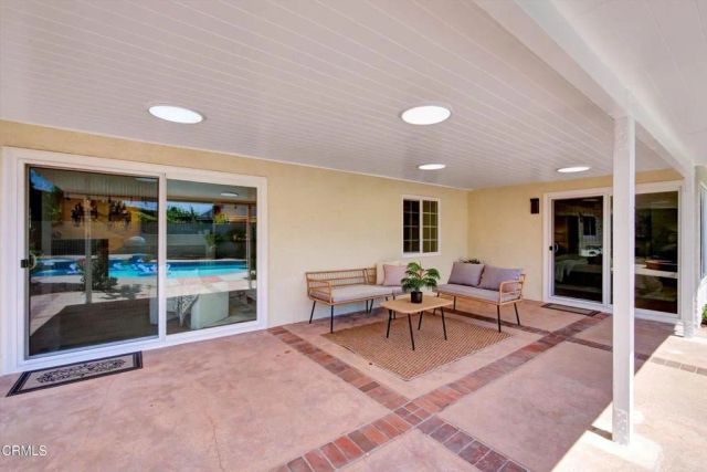 295 E Blue Mountain Way, Claremont, CA 91711