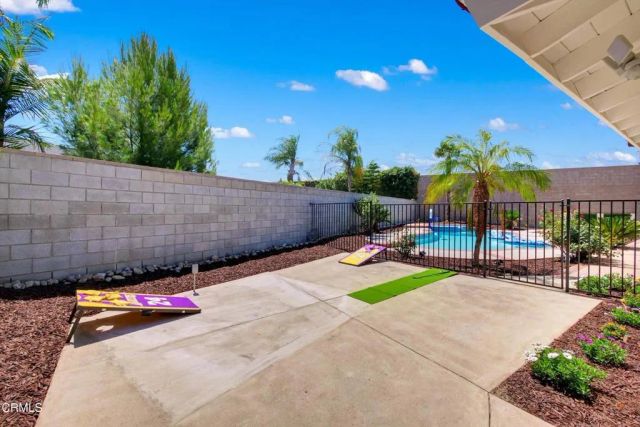 295 E Blue Mountain Way, Claremont, CA 91711