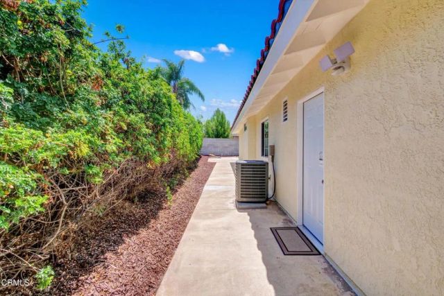 295 E Blue Mountain Way, Claremont, CA 91711