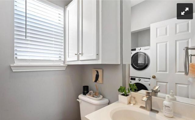 611 E 45th ST 25, Austin, TX 78751