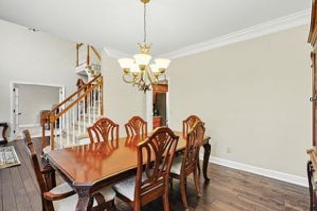 808 Overhills Dr, Old Hickory, TN 37138