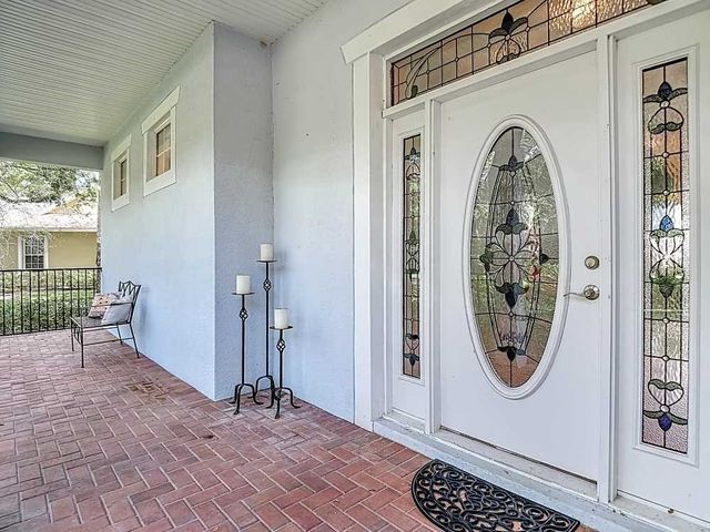 7330 36th Court, Vero Beach, FL 32967