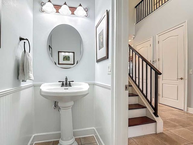 7330 36th Court, Vero Beach, FL 32967