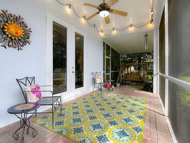 7330 36th Court, Vero Beach, FL 32967