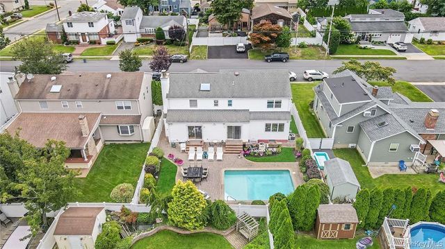 132 Atlantic Avenue, Massapequa Park, NY 11762
