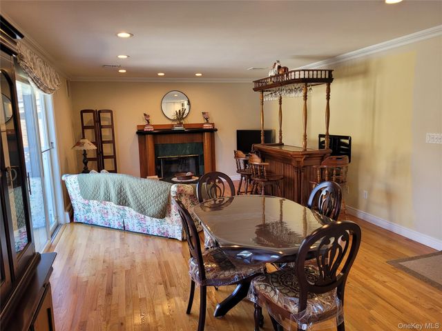 132 Atlantic Avenue, Massapequa Park, NY 11762