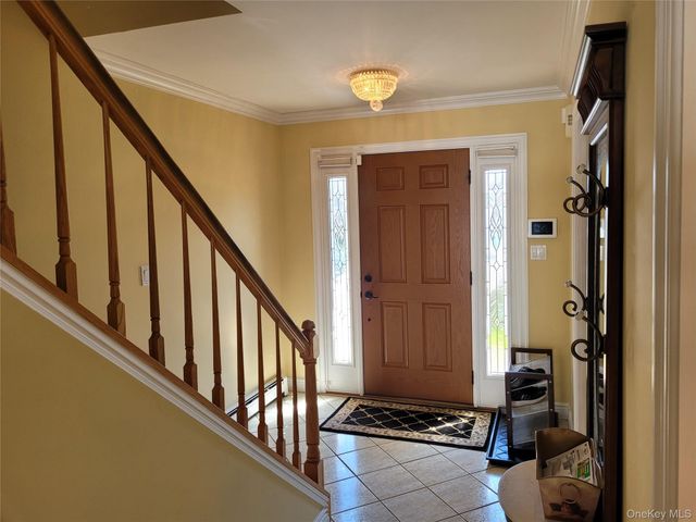 132 Atlantic Avenue, Massapequa Park, NY 11762