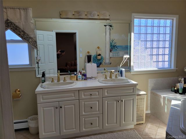 132 Atlantic Avenue, Massapequa Park, NY 11762
