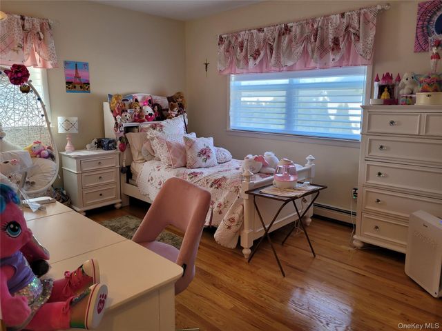 132 Atlantic Avenue, Massapequa Park, NY 11762