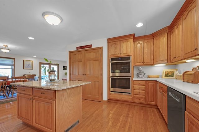 199 Prescott St, West Boylston, MA 01583