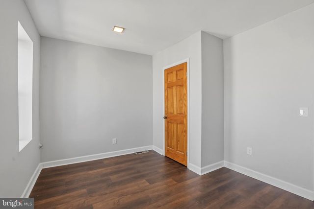 246 S EAST AVE, Baltimore, MD 21224