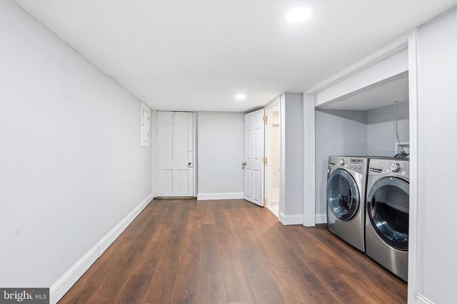 246 S EAST AVE, Baltimore, MD 21224