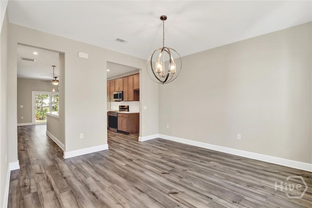 Image 9 of property listing at 238 Haisley Run, Guyton, GA 31312