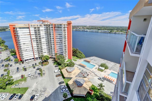 1351 NE Miami Gardens Dr PH3E, Miami, FL 33179