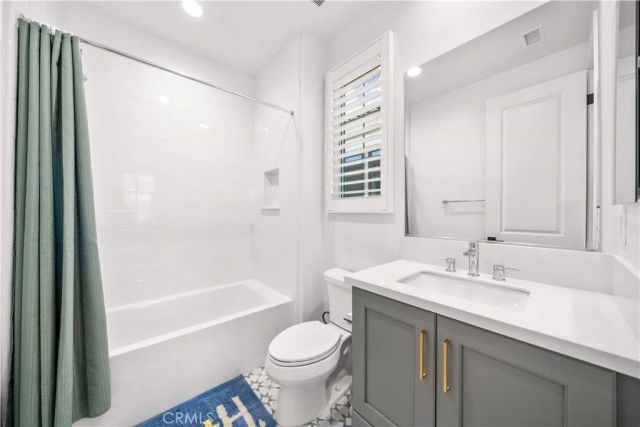 129 Coldwater, Irvine, CA 92602