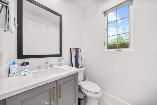 129 Coldwater, Irvine, CA 92602