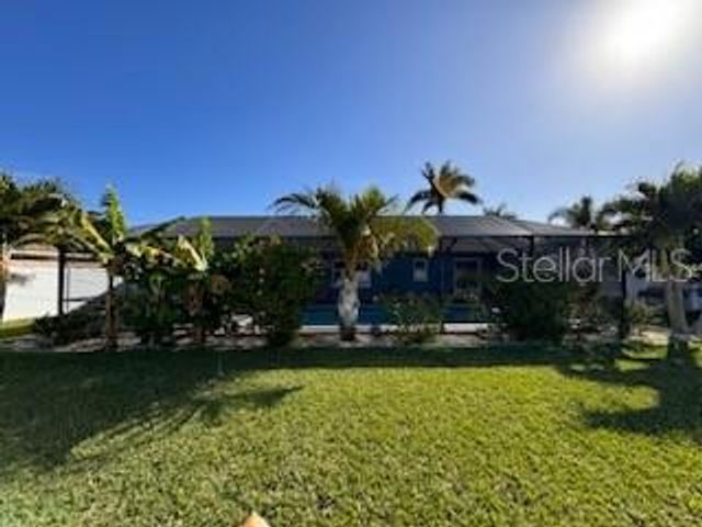 32 NE 13TH PLACE, Cape Coral, FL 33909