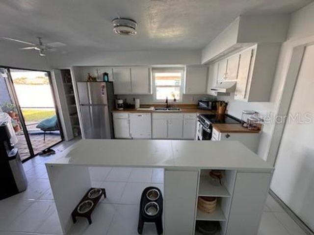 32 NE 13TH PLACE, Cape Coral, FL 33909