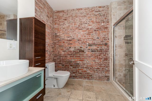 116 Crown Street APT 2A, New Haven, CT 06510