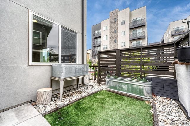 2891 W Parkside Place, Denver, CO 80221