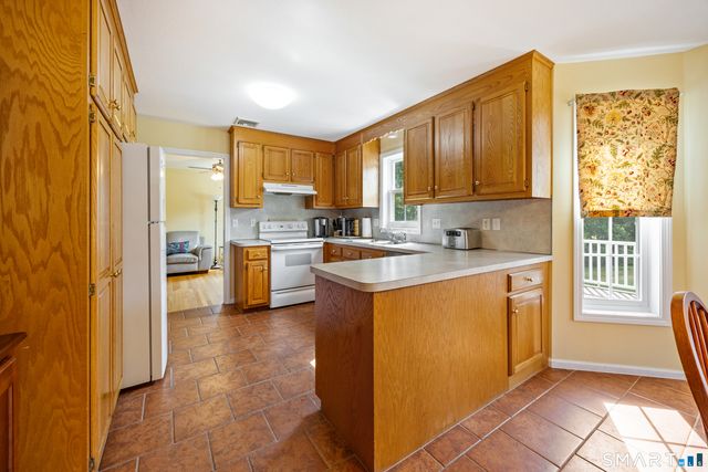 39 Old Farm Road, Plymouth, CT 06786