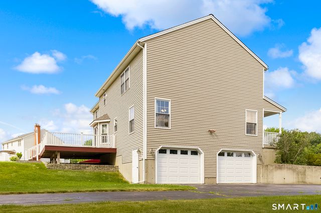 39 Old Farm Road, Plymouth, CT 06786